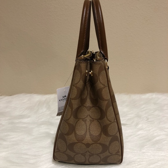 Coach - Picture 7 of 8